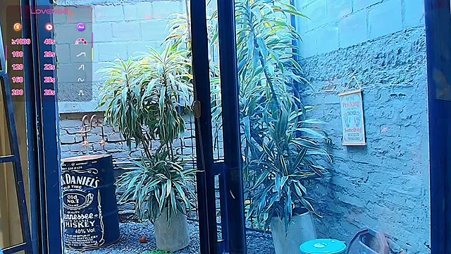 Snapshot of MarcusRain_ chatting on 09.16.25 MarcusRain online show from 09.16.25