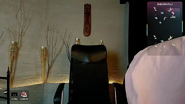 Snapshot of MarcusRain_ chatting on 10.16.25 MarcusRain online show from 10.16.25