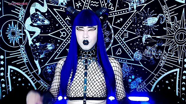 naomi satan online show from 10.02.25