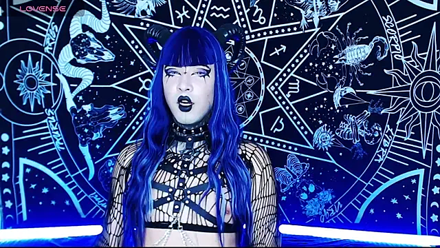 Snapshot of naomi_satan chatting on 02.08.26 naomi satan online show from 02.08.26