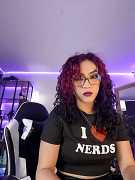 Snapshot of Silvana_Goddess chatting on 03.20.26 Silvana Goddess online show from 03.20.26