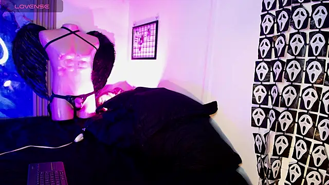 Valkiria 09 online show from 10.24.25