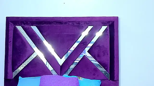 Lushy sweet online show from 11.22.25