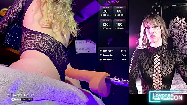 Snapshot of EmeryLune_xo chatting on 12.04.25 EmeryLune xo online show from 12.04.25