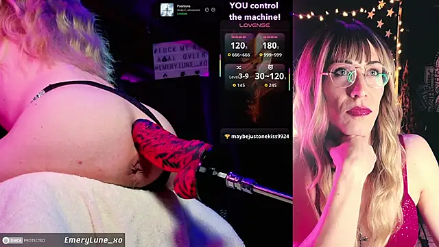 Snapshot of EmeryLune_xo chatting on 01.14.26 EmeryLune xo online show from 01.14.26