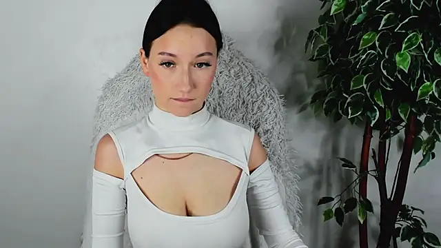 EileenMoores online show from 09.21.25