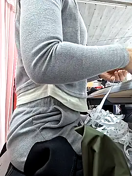 irina hana online show from 12.16.25