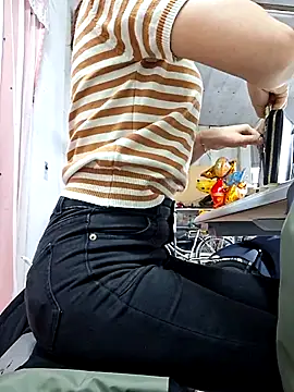 irina hana online show from 02.28.26