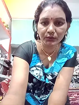 Snapshot of ZIVAA chatting on 10.30.25 ZIVAA online show from 10.30.25