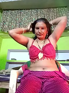 Snapshot of ZIVAA chatting on 12.03.25 ZIVAA online show from 12.03.25