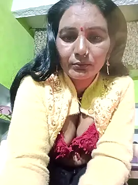 Snapshot of ZIVAA chatting on 01.09.26 ZIVAA online show from 01.09.26