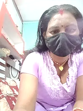 Snapshot of ZIVAA chatting on 01.17.26 ZIVAA online show from 01.17.26