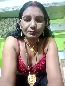 Snapshot of ZIVAA chatting on 02.17.26 ZIVAA online show from 02.17.26