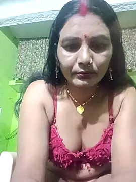 Snapshot of ZIVAA chatting on 02.28.26 ZIVAA online show from 02.28.26