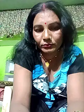 Snapshot of ZIVAA chatting on 03.13.26 ZIVAA online show from 03.13.26