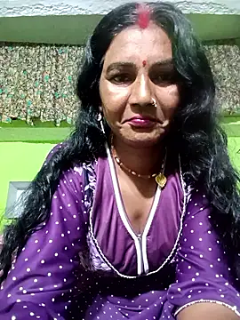 Snapshot of ZIVAA chatting on 03.19.26 ZIVAA online show from 03.19.26