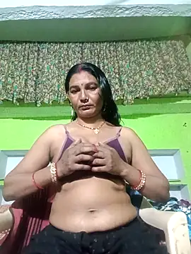 Snapshot of ZIVAA chatting on 03.22.26 ZIVAA online show from 03.22.26