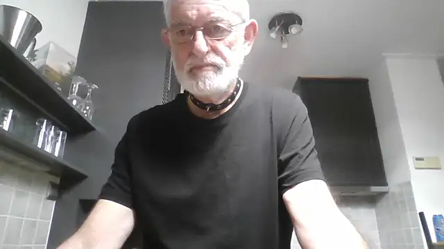 ewaldwillems99 online show from 10.21.25