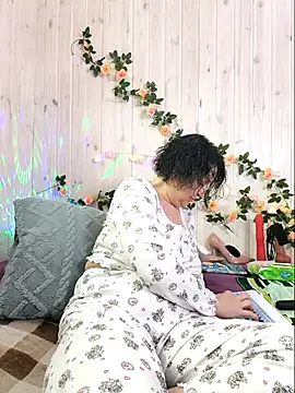 LitisiaLove4551 online show from 02.23.26