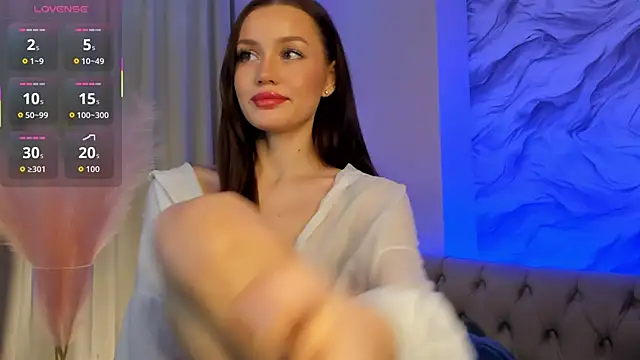 Aria Mila online show from 11.13.25