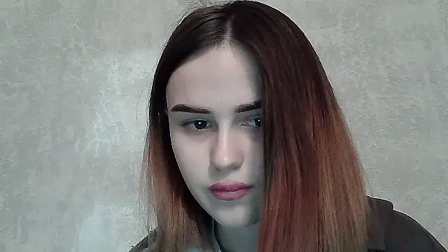 Snapshot of SweetLoraa chatting on 11.15.25 SweetLoraa online show from 11.15.25