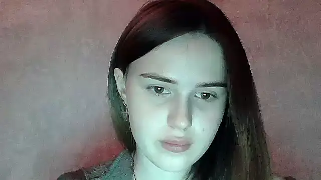 Snapshot of SweetLoraa chatting on 11.17.25 SweetLoraa online show from 11.17.25