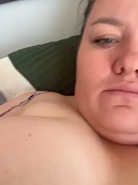 SunnyLeila2101 online show from 09.17.25