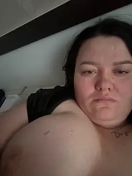 SunnyLeila2101 online show from 11.20.25