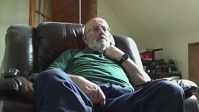 Snapshot of janzer13 chatting on 03.05.26 janzer13 online show from 03.05.26