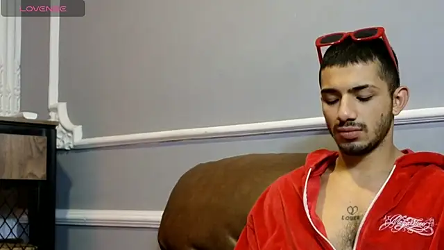 Snapshot of ArturoCardona_ chatting on 10.23.25 ArturoCardona online show from 10.23.25