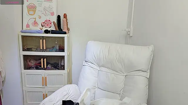 9aunatiis online show from 12.13.25