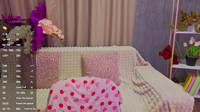 Snapshot of Luisa_Rosee chatting on 05.28.26 Luisa Rosee online show from 05.28.26