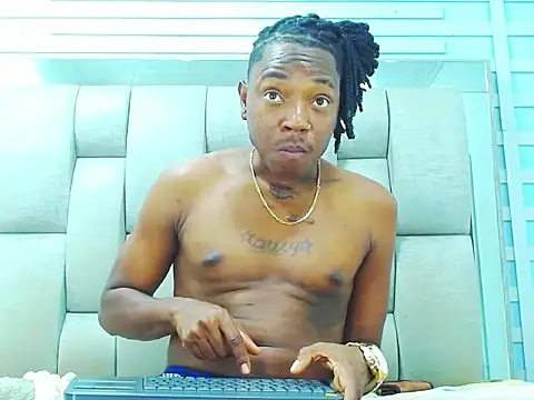 Snapshot of Black_Fire10 chatting on 12.18.25 Black Fire10 online show from 12.18.25