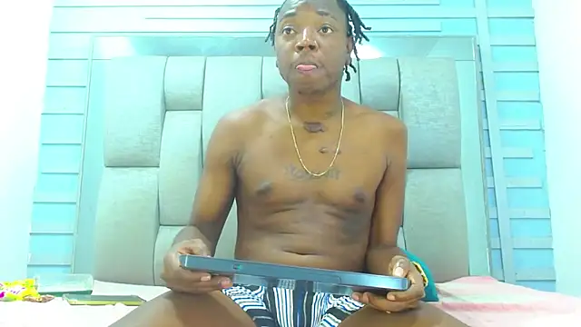 Snapshot of Black_Fire10 chatting on 03.10.26 Black Fire10 online show from 03.10.26