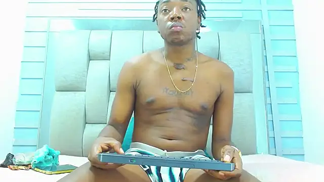 Snapshot of Black_Fire10 chatting on 03.11.26 Black Fire10 online show from 03.11.26