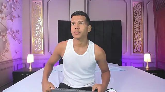 KingStark  online show from 11.07.25