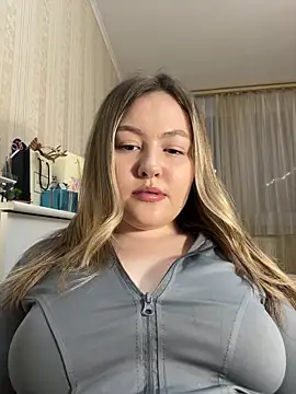 Snapshot of SunshineEmma chatting on 02.28.26 SunshineEmma online show from 02.28.26