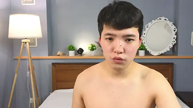 Snapshot of nudetension1 chatting on 10.05.25 nudetension1 online show from 10.05.25