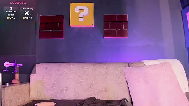 Snapshot of Zoe_Ruiiz chatting on 12.17.25 Zoe Ruiiz online show from 12.17.25