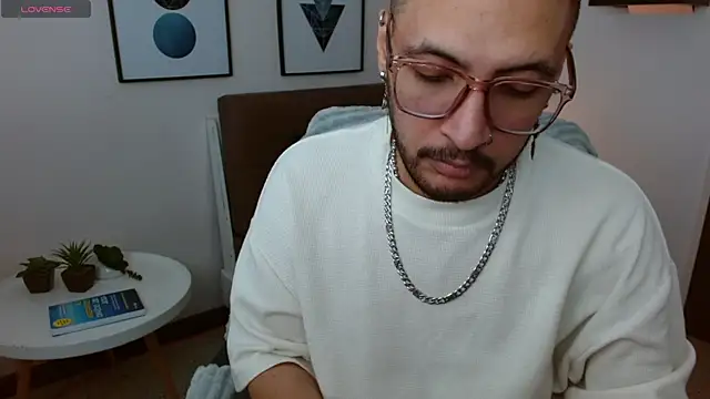   Damian    online show from 09.12.25