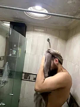   Damian    online show from 10.02.25