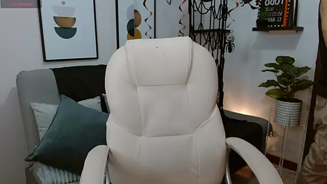   Damian    online show from 11.02.25