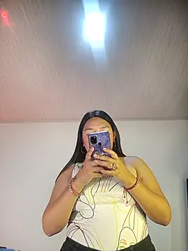 BellaRoux1 online show from 09.11.25