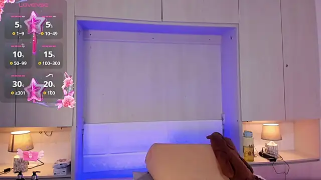 LilyWhitney online show from 11.15.25