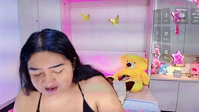 LilyWhitney online show from 07.16.26