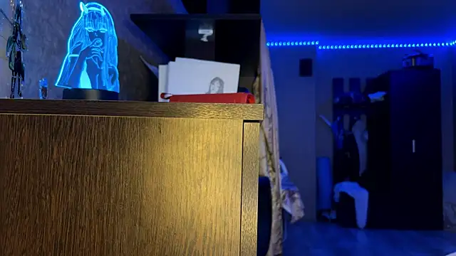 LauretteRagar online show from 09.11.25