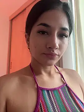 LauraCatalina online show from 11.21.25