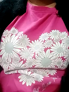 Snapshot of riya_reena chatting on 02.01.26 riya reena online show from 02.01.26