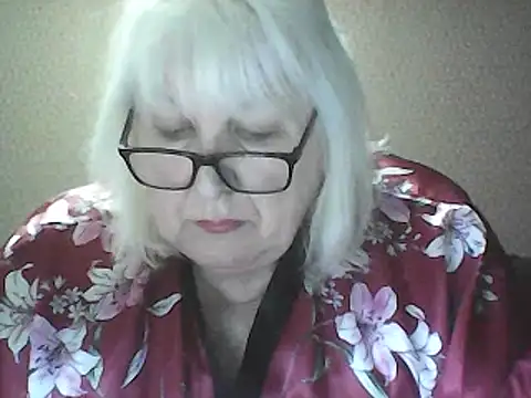 Alexia64231 online show from 04.14.26