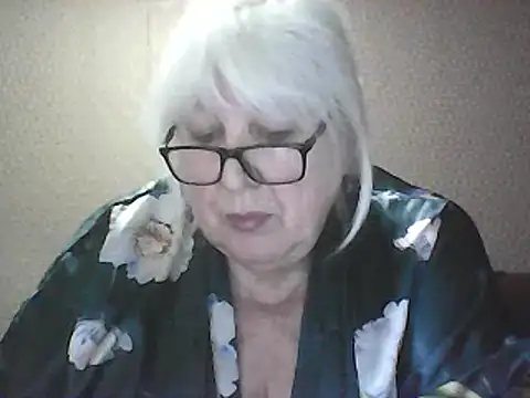 Alexia64231 online show from 04.21.26